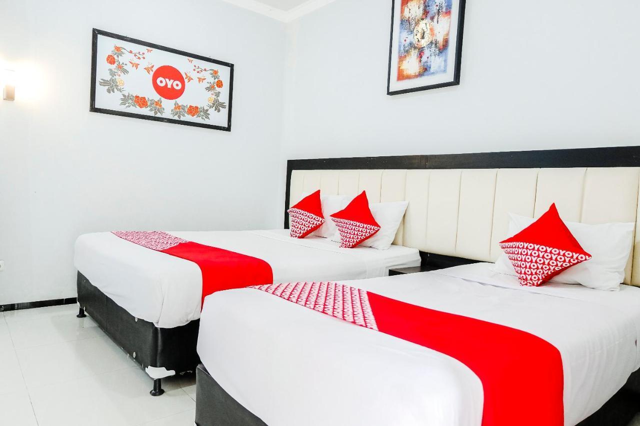 Oyo 803 Toetie Hotel Batu  Zewnętrze zdjęcie